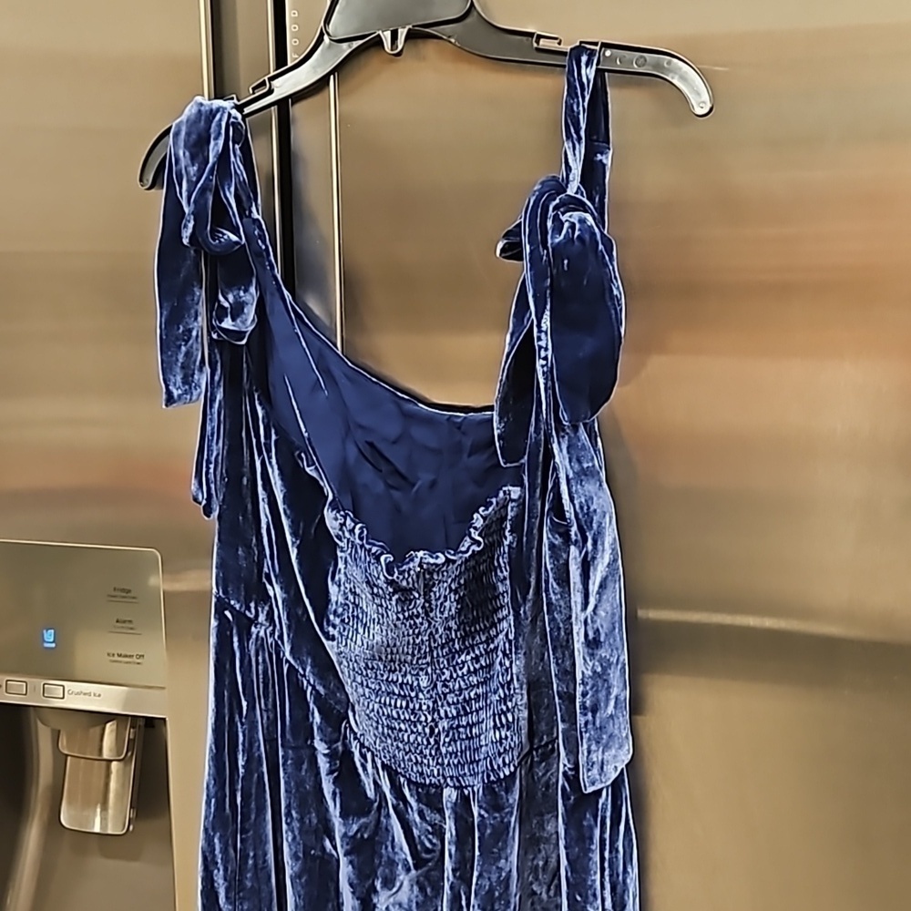 💕REFORMATION💕 Westerly Velvet Maxi Dress ~ Danube Blue 12 NWT - Picture 9 of 13